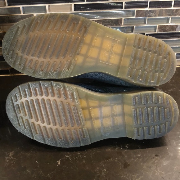 Dr Martens iridescent Pascal 8 eye hole combat - Picture 7 of 7
